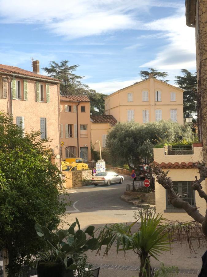 Maison De Vacances Medievale Bormes-Les-Mimosas Village Exterior photo